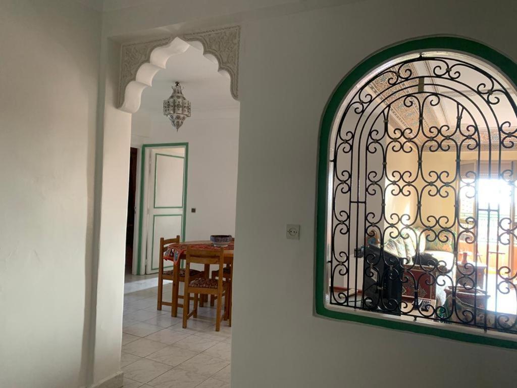 Appartement Perle Rare Au Centre De Marrakech Marrakesh Exteriör bild